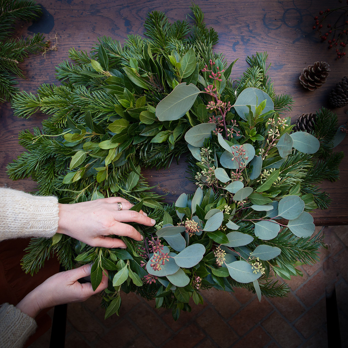 How To Make Your Own Christmas Wreath That Lasts Longer The Real Flower Company Blog