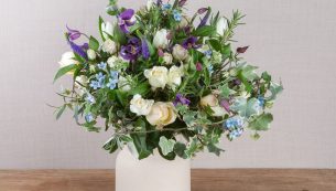 February-bouquet-in-vase