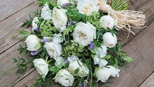 Our Guide to Funeral and Sympathy Flowers