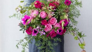 THE MEANING BEHIND MOTHER'S DAY FLOWERS