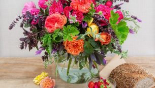 edible_rose_and_herb_bouquet